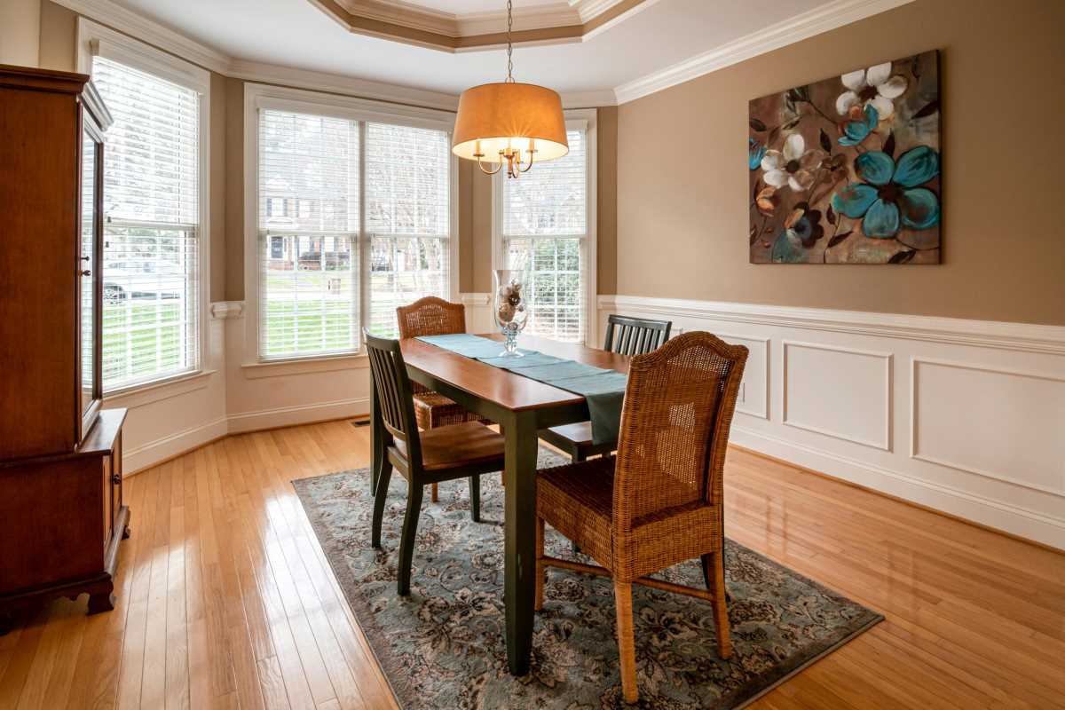 Crown Molding to Wainscoting - Design Details That Wow